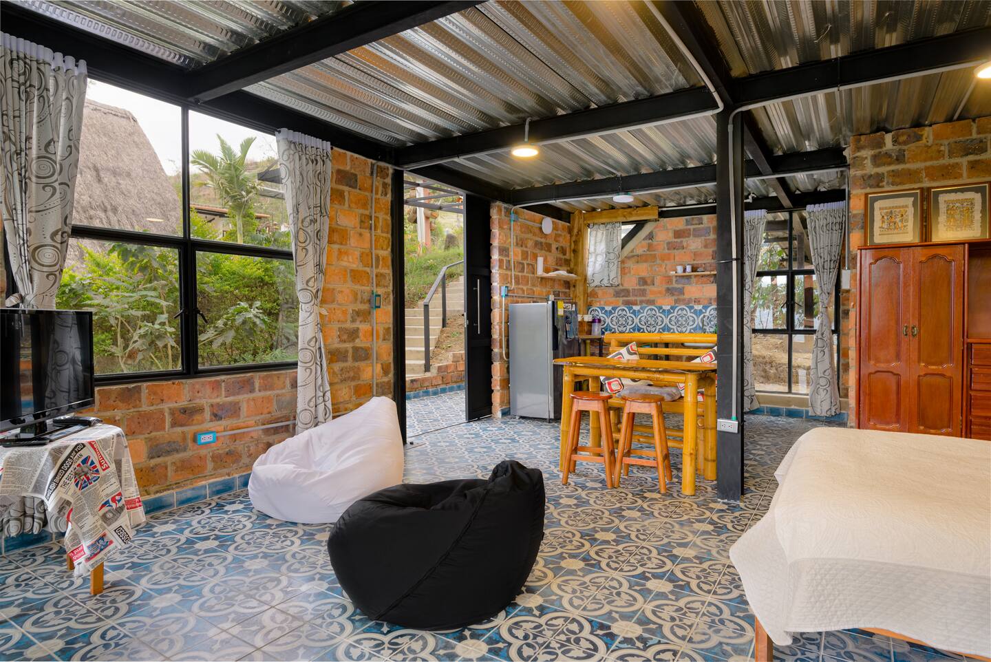 Sala y cocina de El Estudio