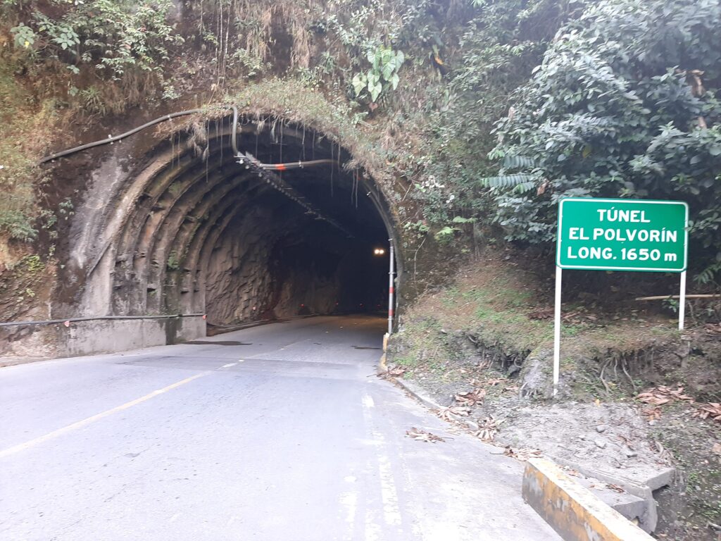 La entrada del túnel El Polvorín